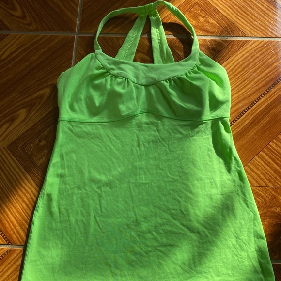 Lulu lemon lime green tank medium - Picture 4 of 4